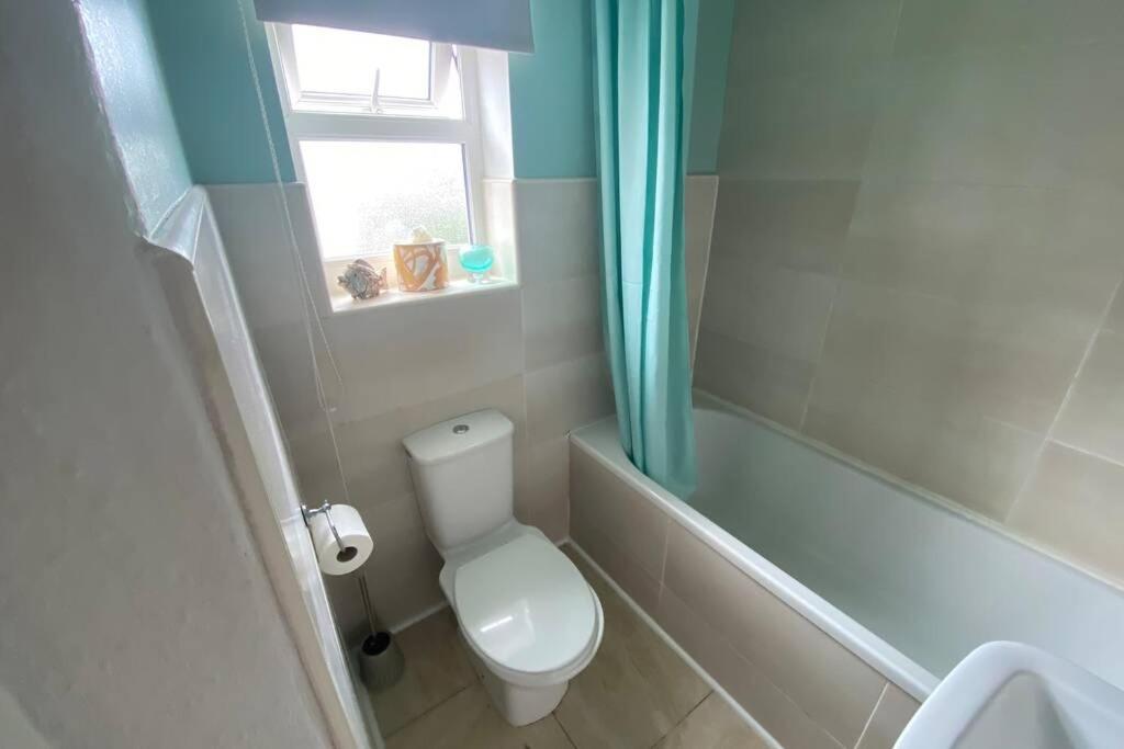 Sited In Lytham, Not Moss Side, Meadow Hse, Entire Hse, Sleeps 6 Apartment Moss Side  Exterior photo